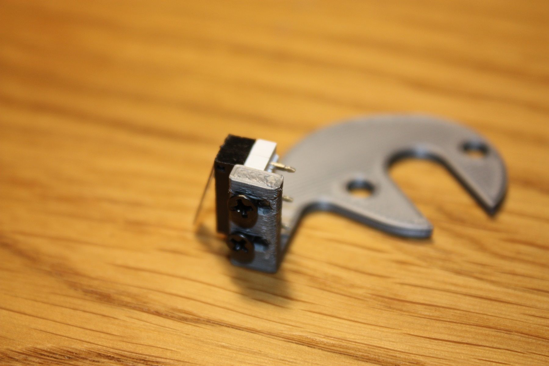 Simple time lapse holder with pad 3D print model_7