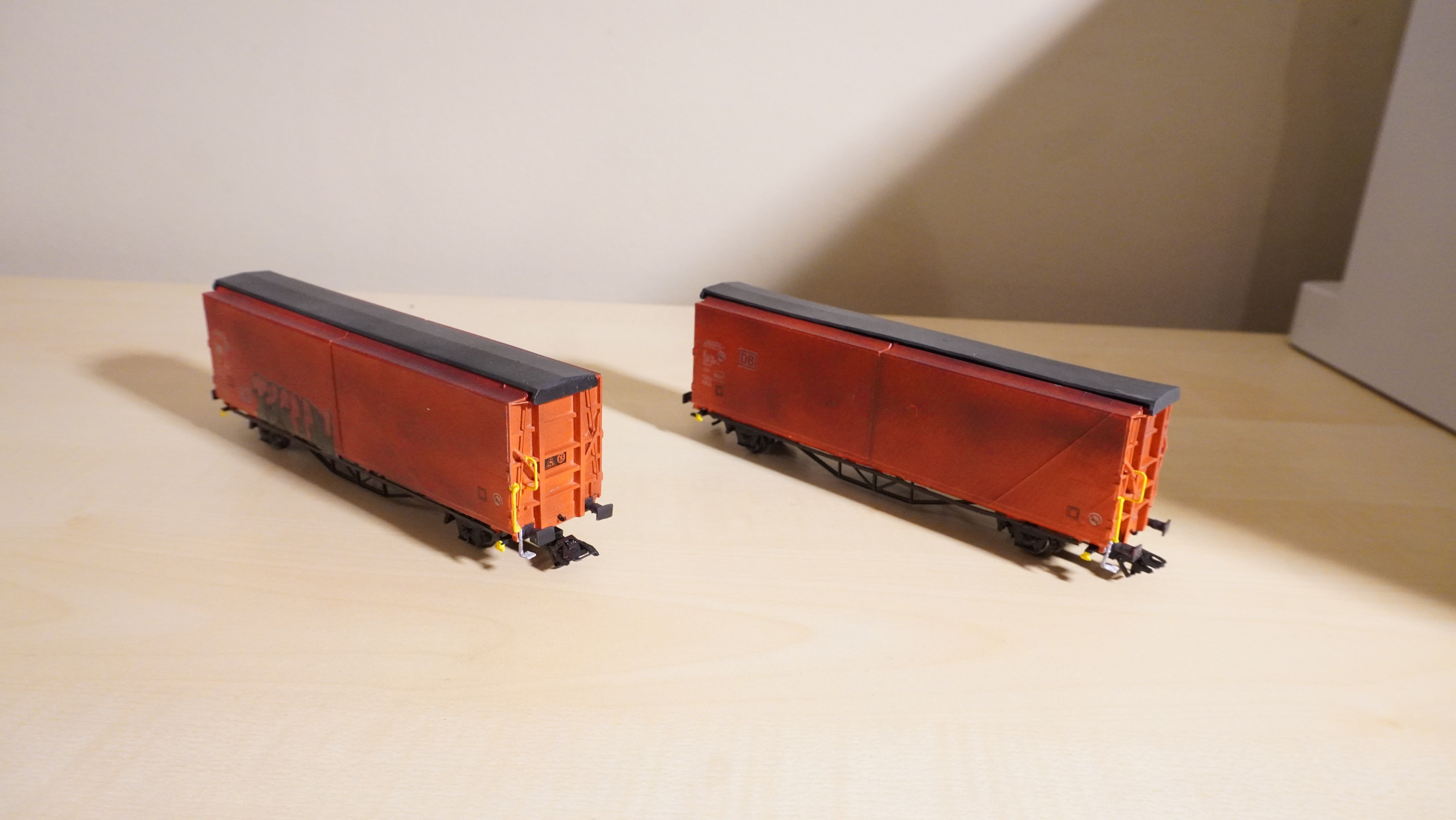 Pre supported H0 1-87 scale Hbis-tt 293 freight car 3D print model_1