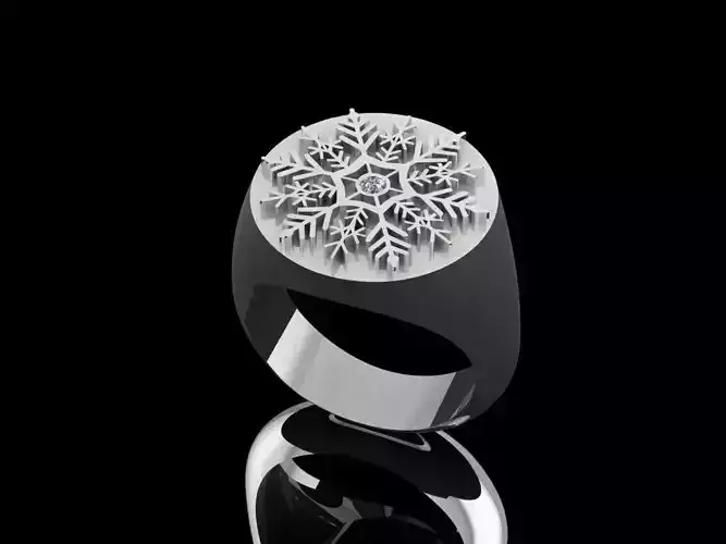 Snowflake silver ring with design