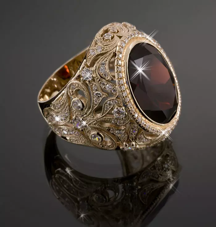 Classic ring with oval garnet and diamonds 3D print model