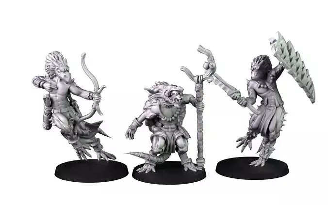 Lizardmen three figurines