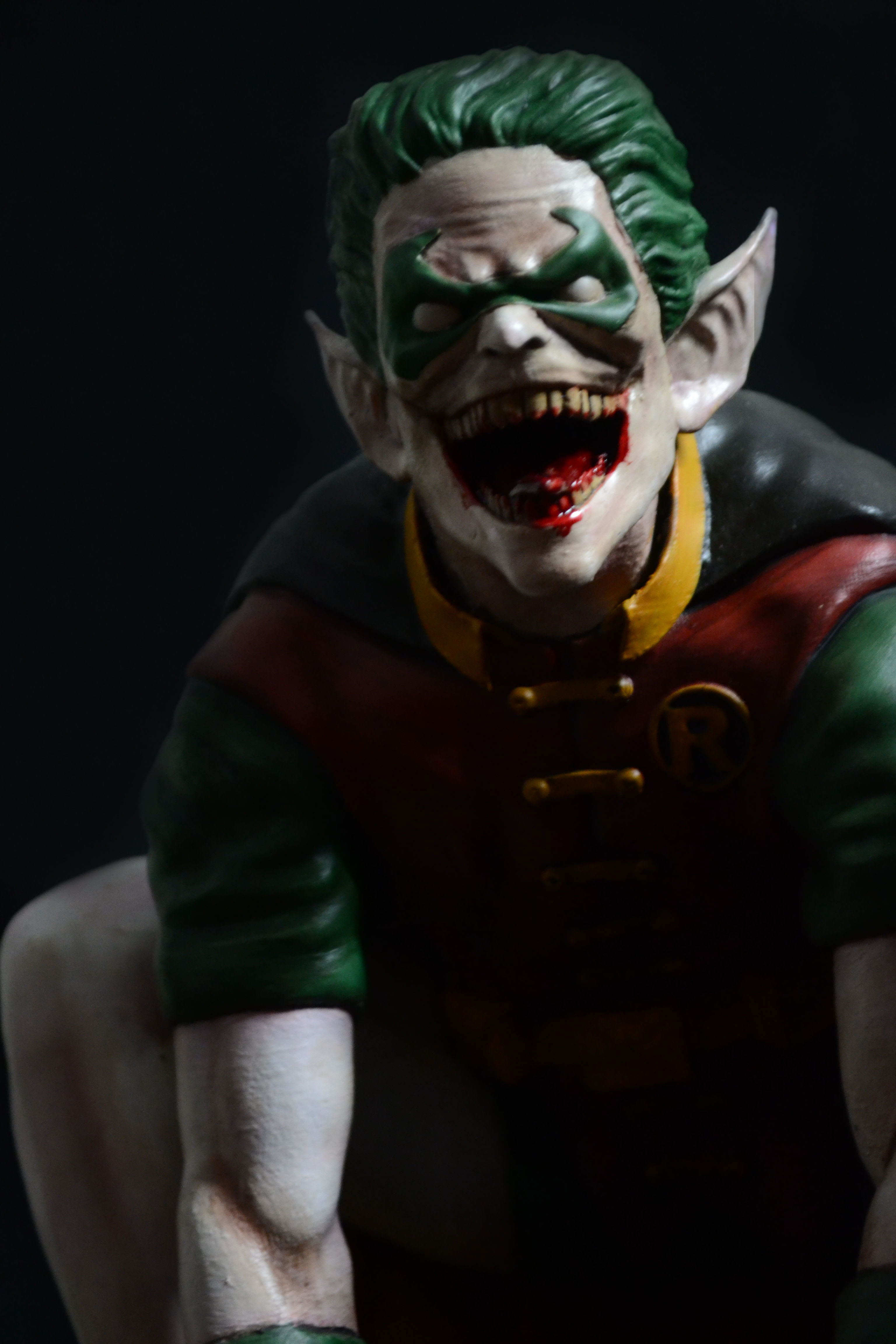 Batman - Robin Who Laughs 3D print model_6