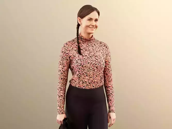 Rachel 11913 - woman with jacket in hand 