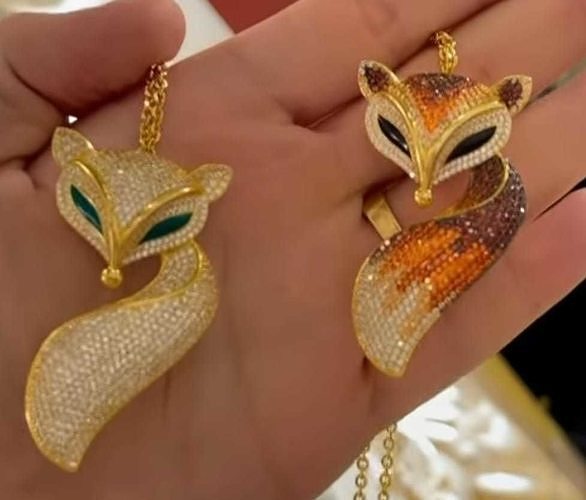 fox necklace 3D model