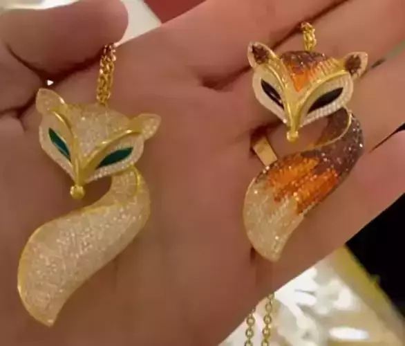 fox necklace