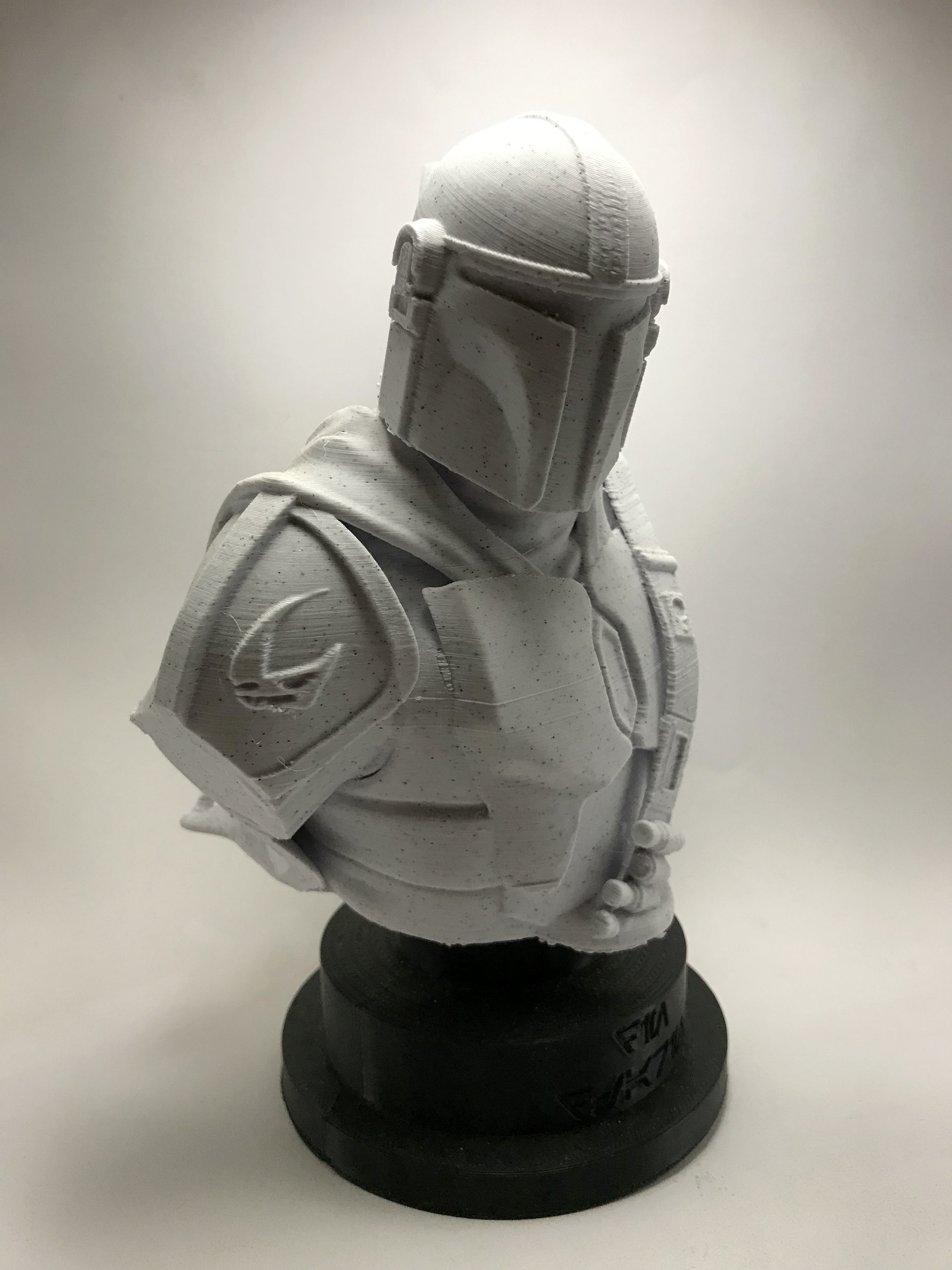 The Mandalorian Din Djarin Bust 3D print model_63