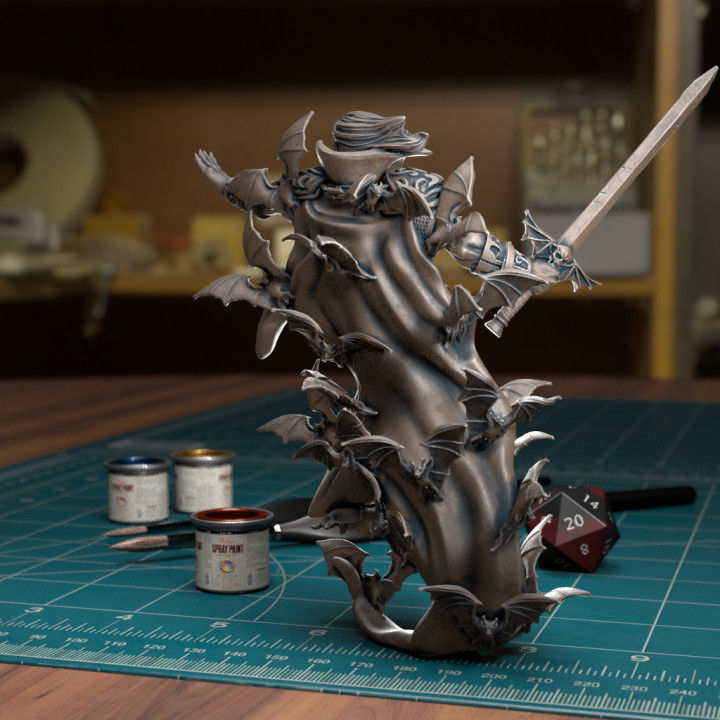 Vampire Lord Attacking - Presupported 3D print model_3