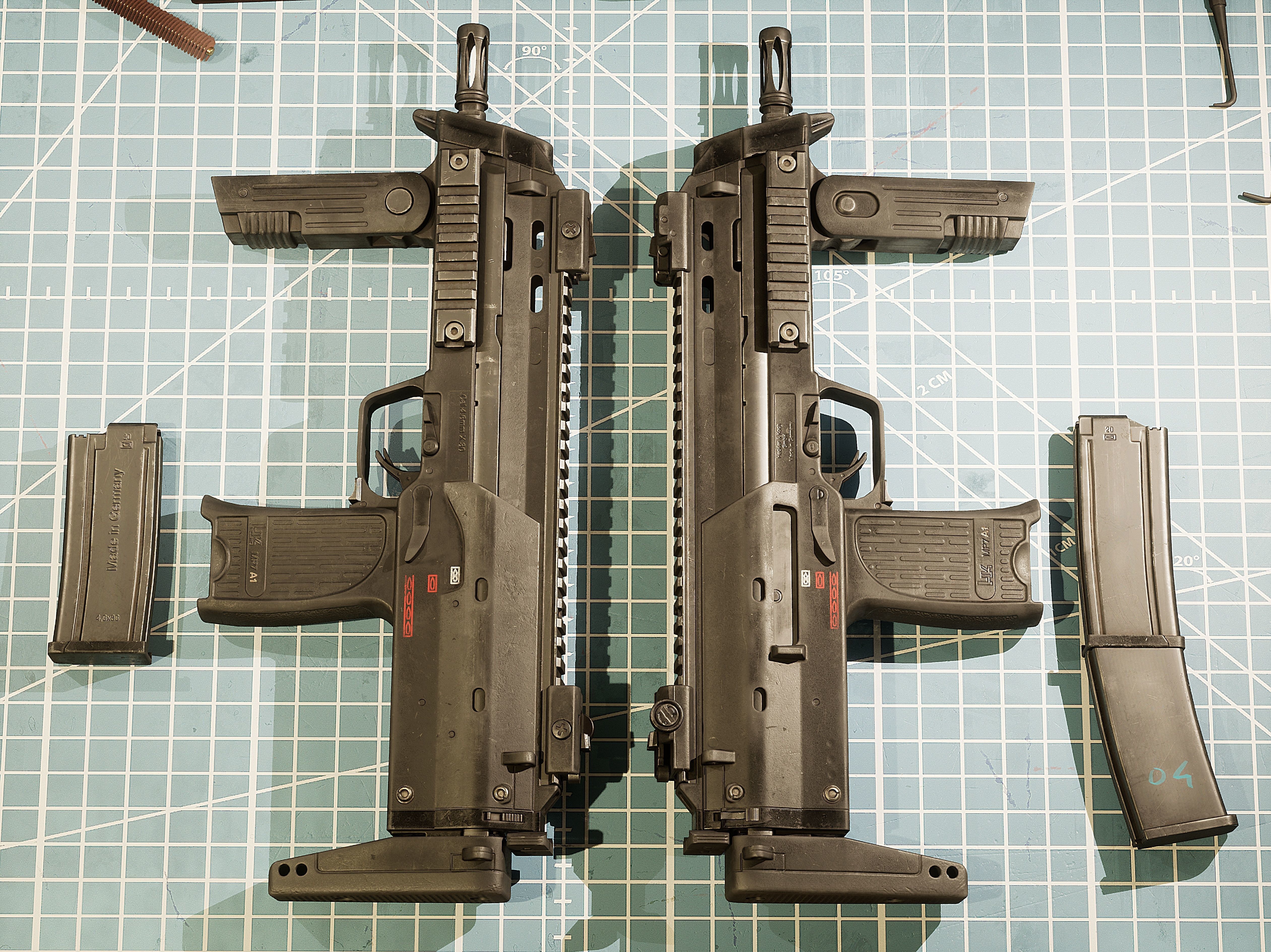 HK MP7A1 Low-poly 3D model_2