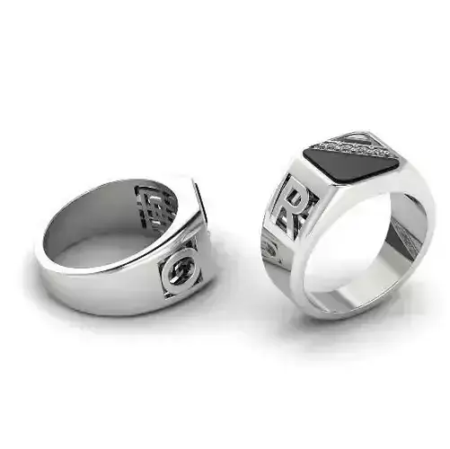 Ring with the letters R and O 895