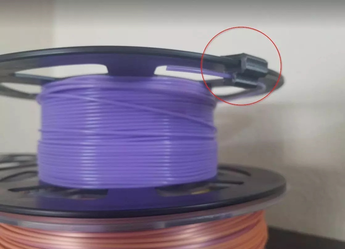 Filament stowing clip Free 3D model