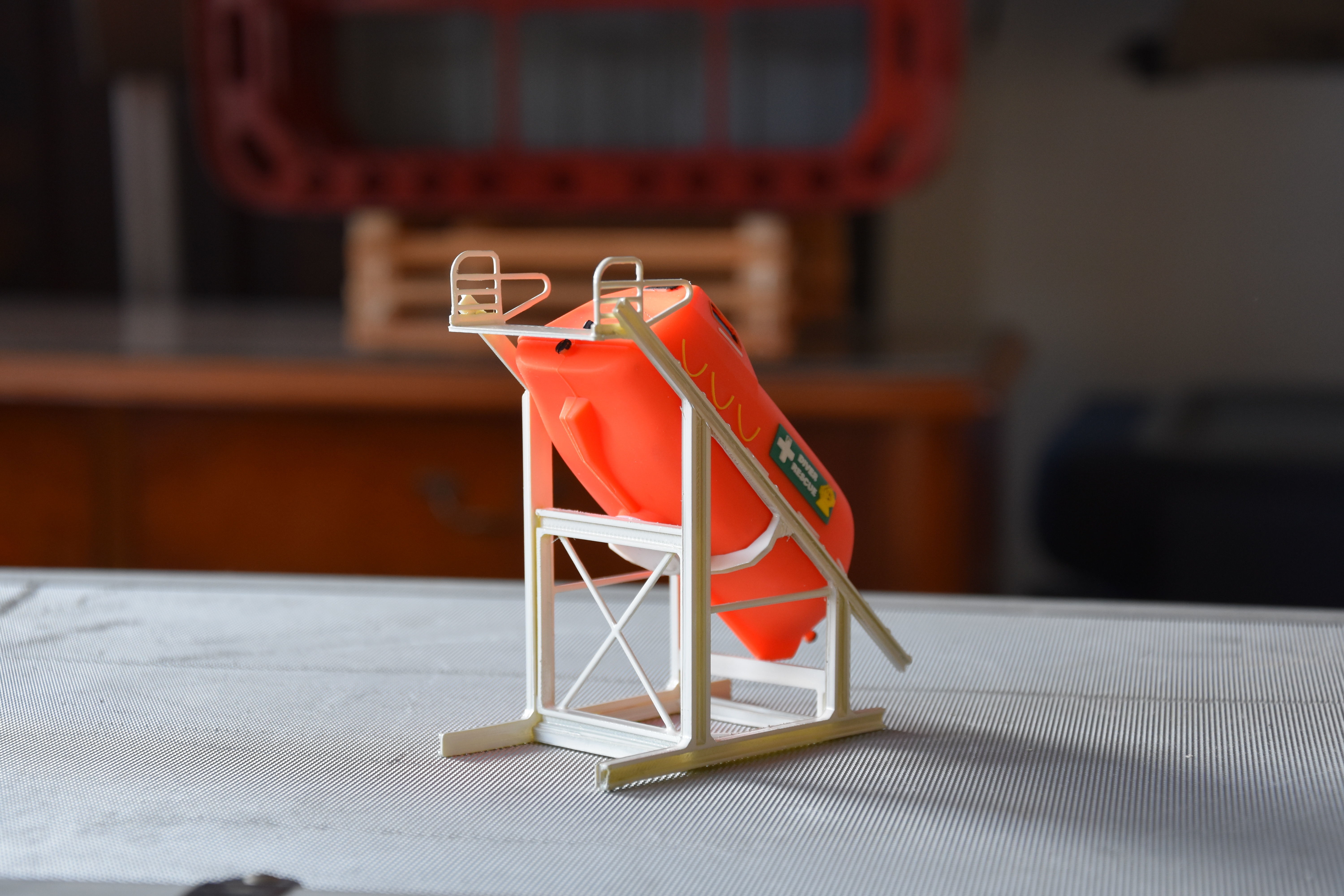 Type A lifeboat with stand 3D print model_2