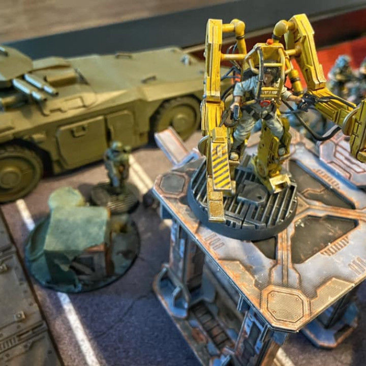 PAPZ INDUSTRIES POWERSUIT - LANNIE 3D print model_5