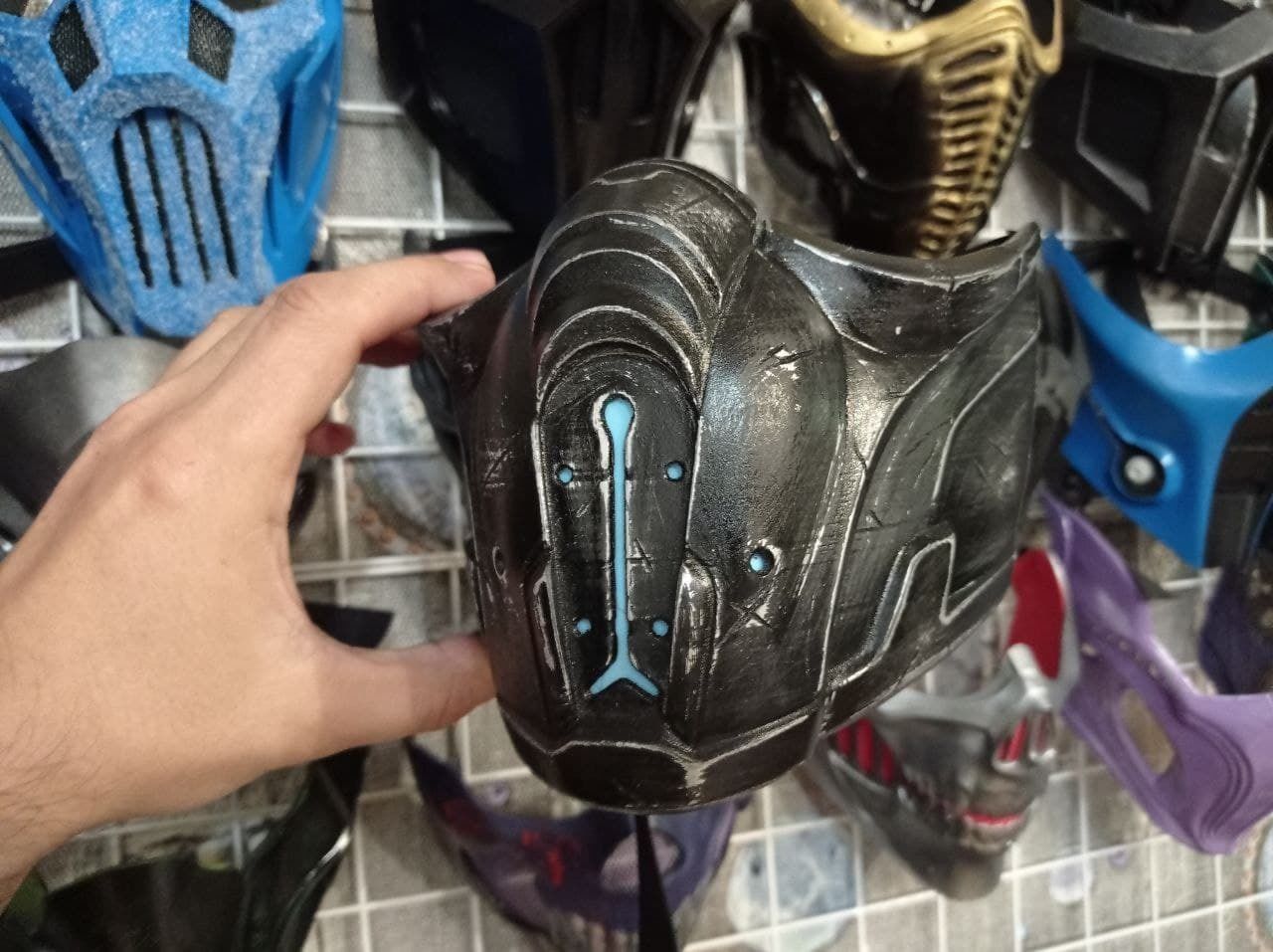 Sub Zero mask from Mortal Kombat 11 - Sleet survivor 3D print model_2