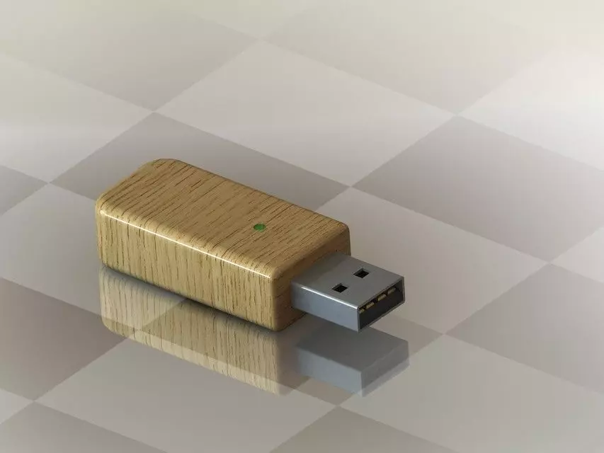 pendrive wooden usb drive Free 3D model