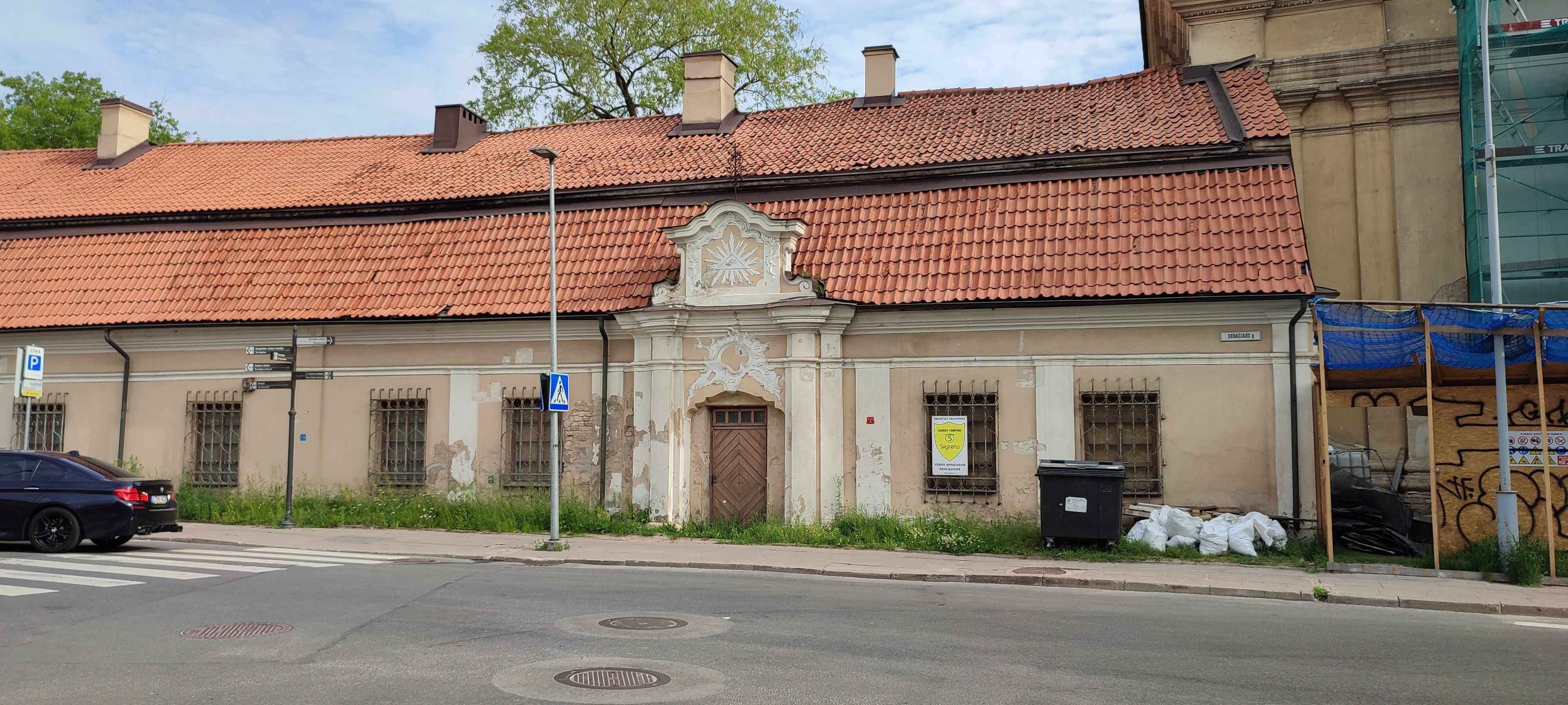 An old baroque or rococo style gate Low-poly 3D model_50