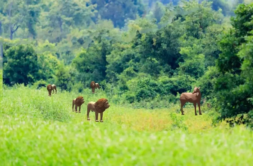 low poly animal herd of horses in lush field Low-poly 3D model_0