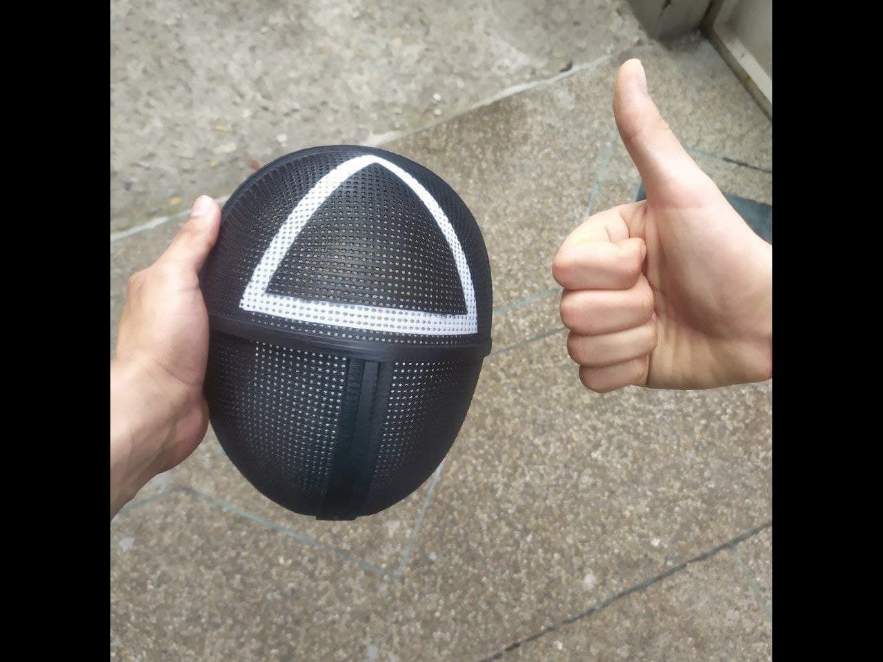 Mascara optimizada de ayudante juego del calamar 3D print model_1