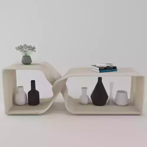 Table coffee with vases