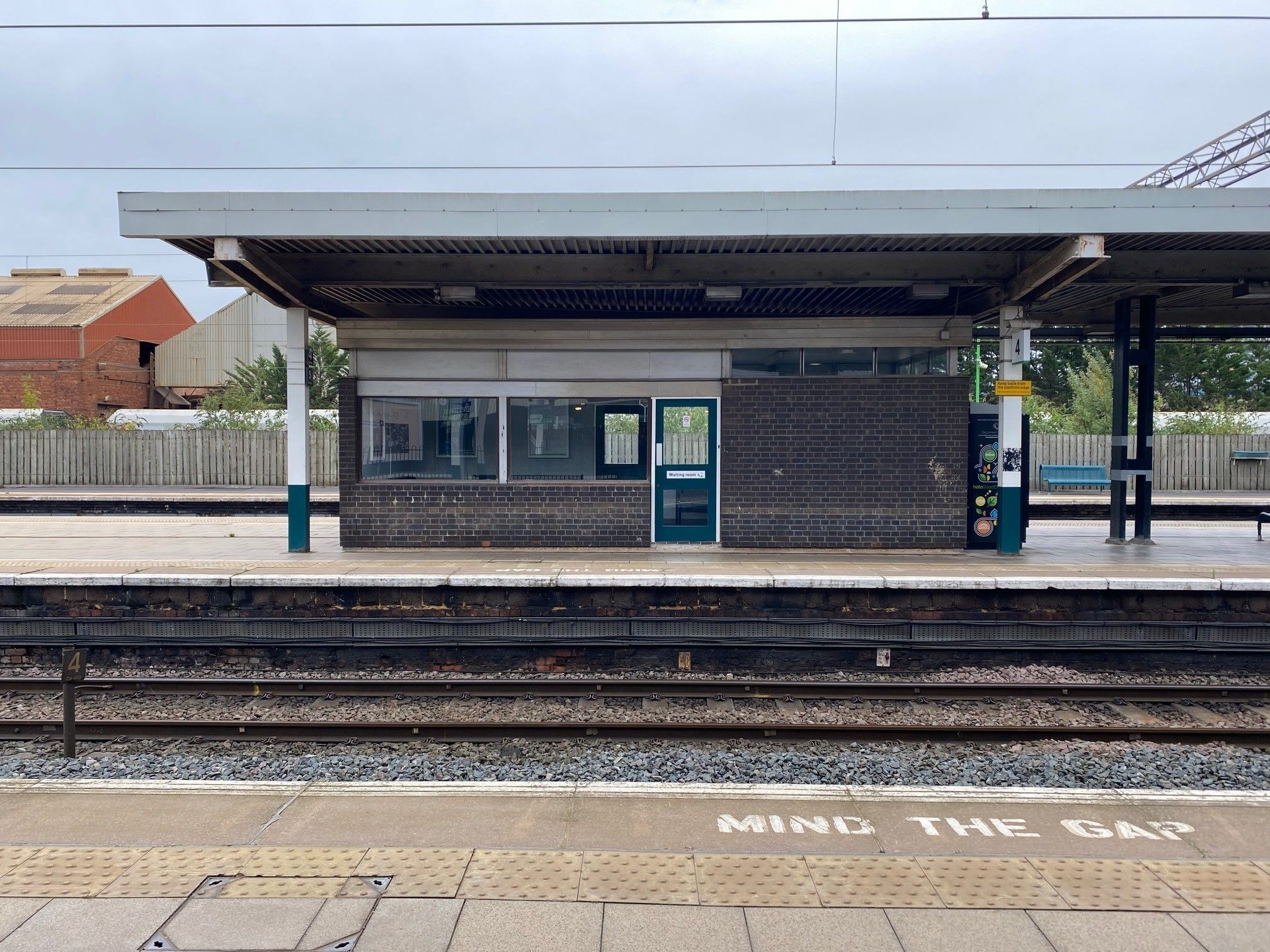 Model Railway - Platform Waiting Room 3D print model_14