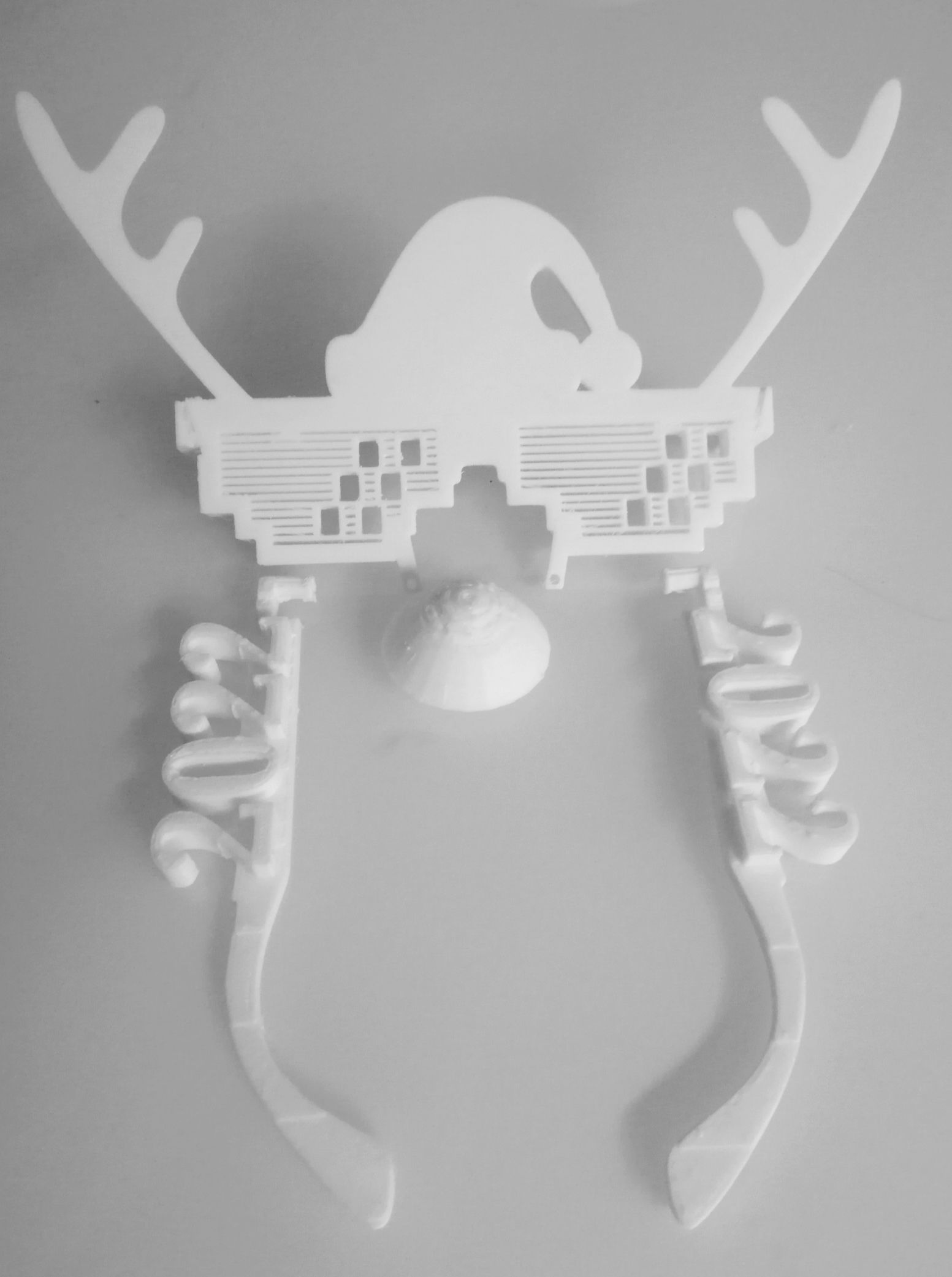 Deal with Christmas glasses 3D print model_1