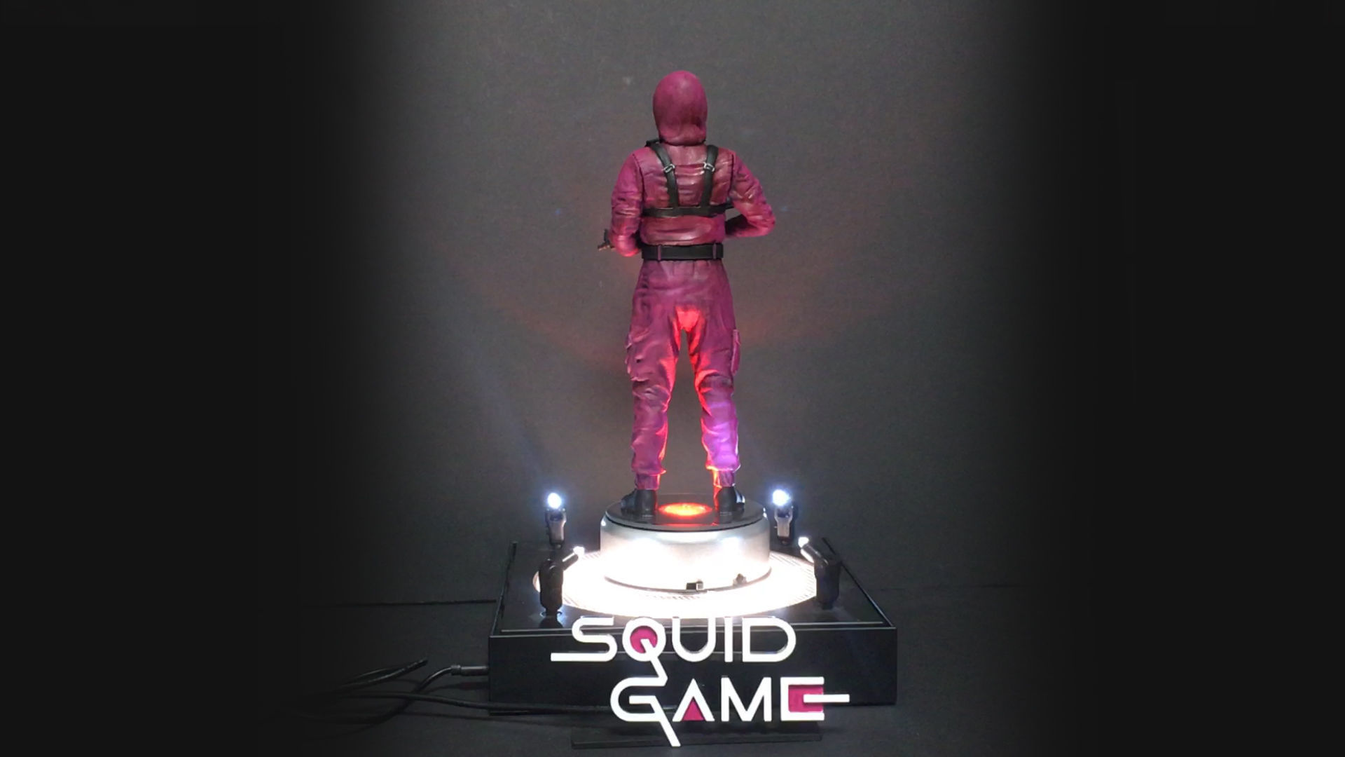 SQUID GAME PINK SOLDIER 3D print model_7