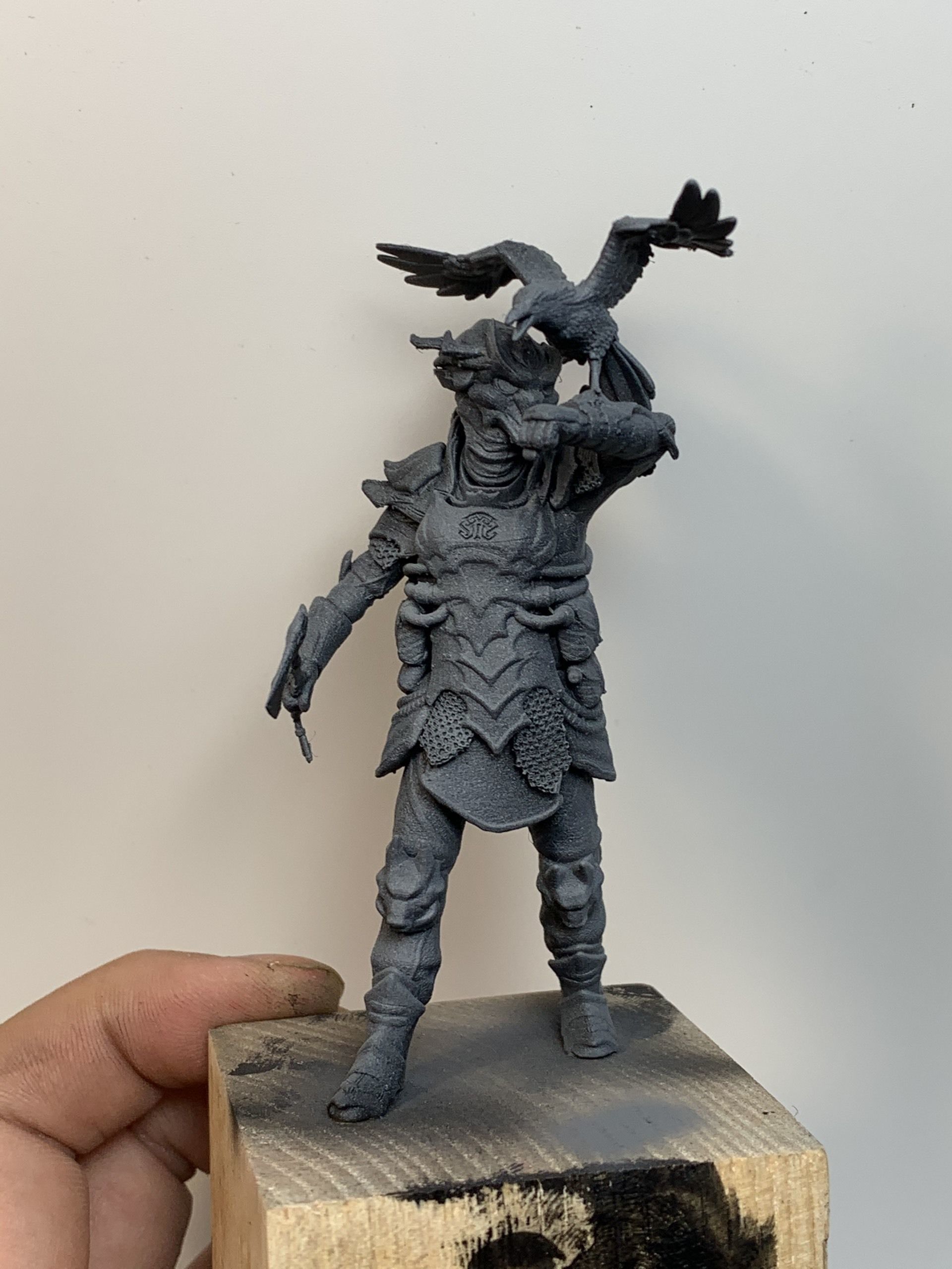 APEX LEGENDS Bloodhound The Intimidator Legendary Skin 3D print 3D print model_1