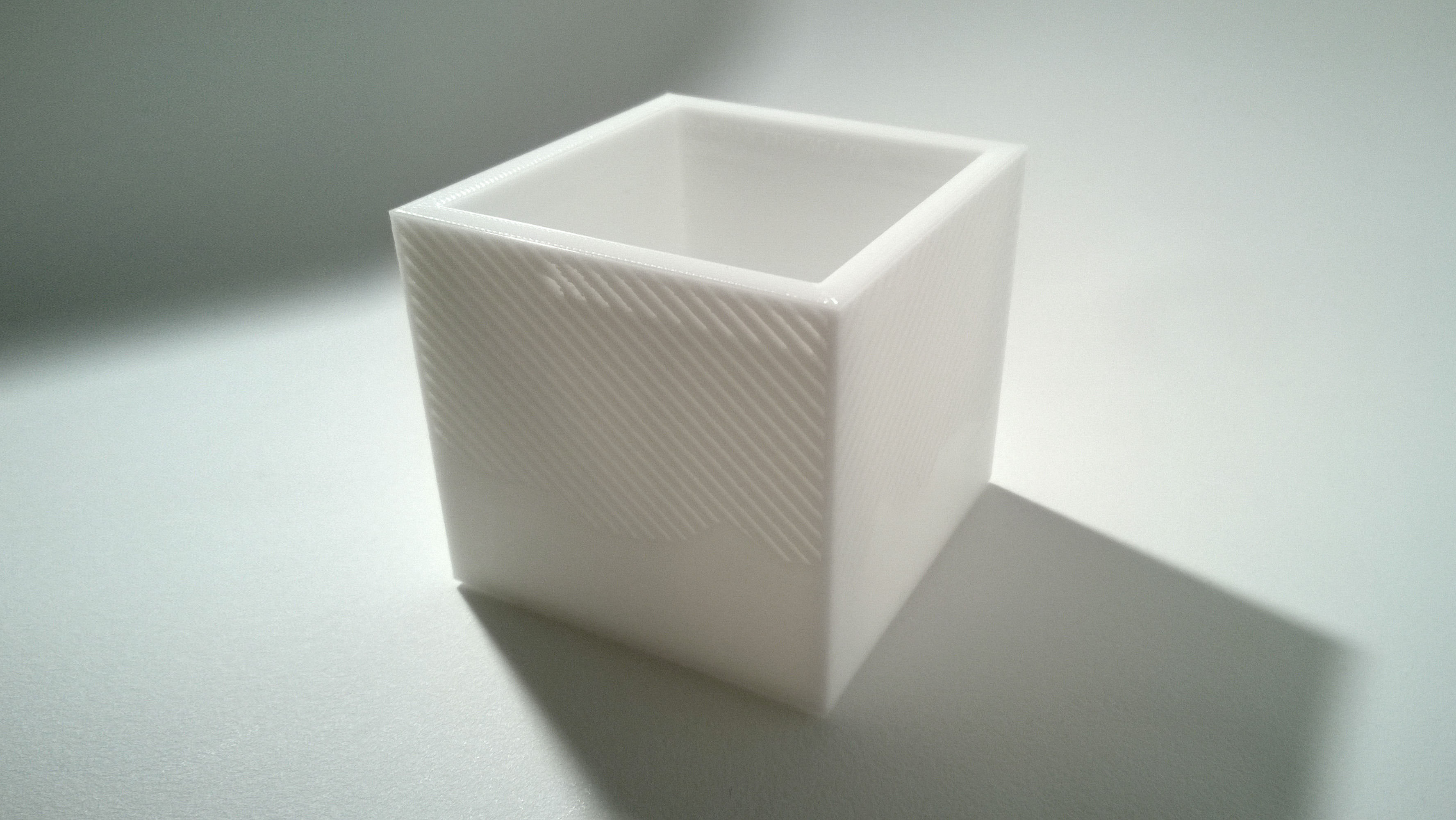 003g - Planter - Small Cuboid With Pattern -