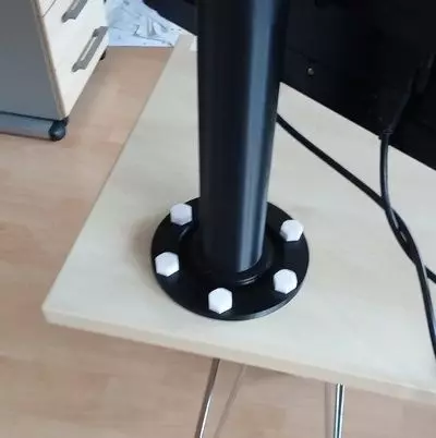 Very cool screenholder printed and proofed 3D print model