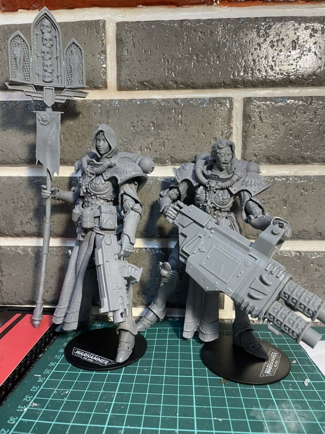 Mcfarlane action figure  heads and weapon Accessories 3D print model_4