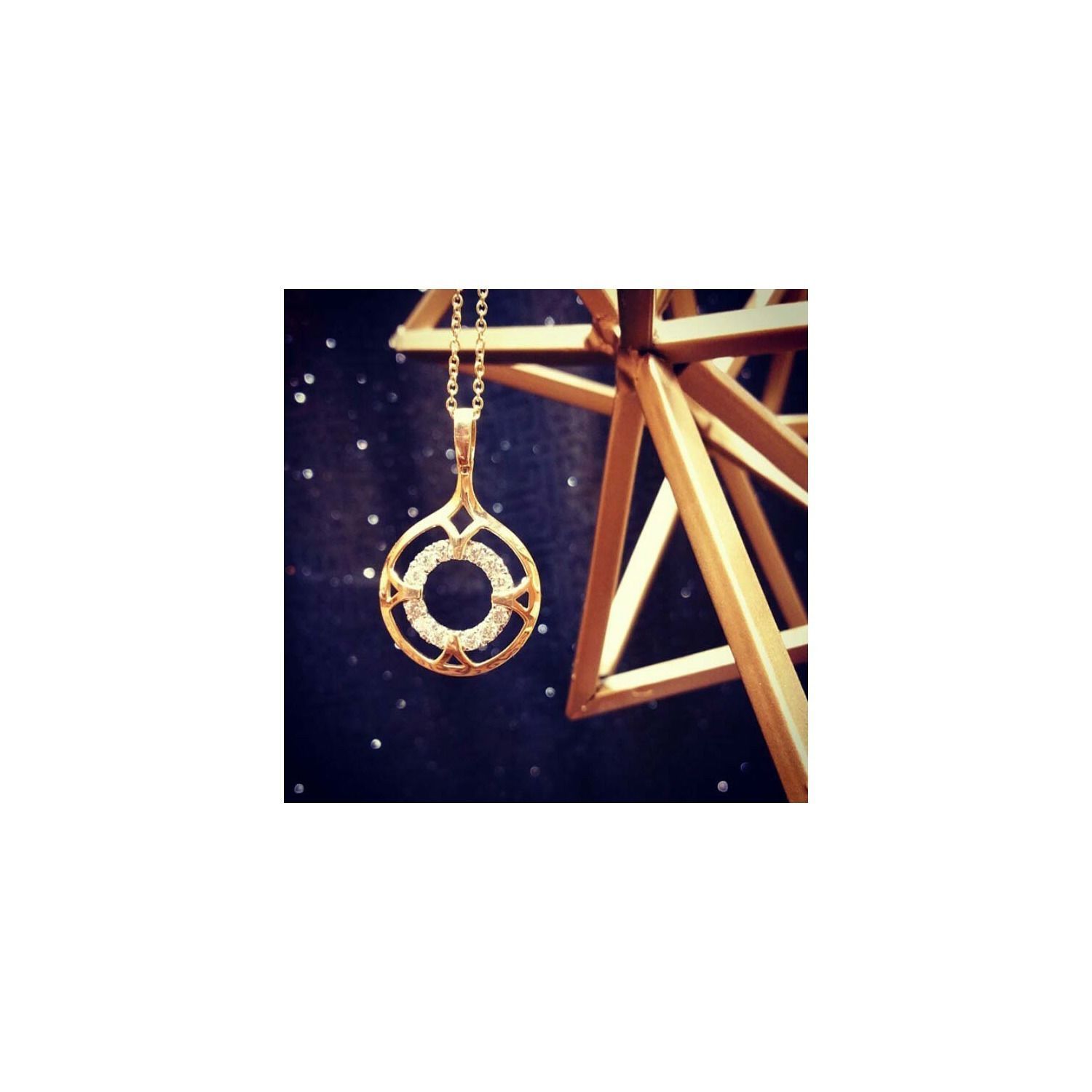 Pendant rose gold diamond 3D print model_1