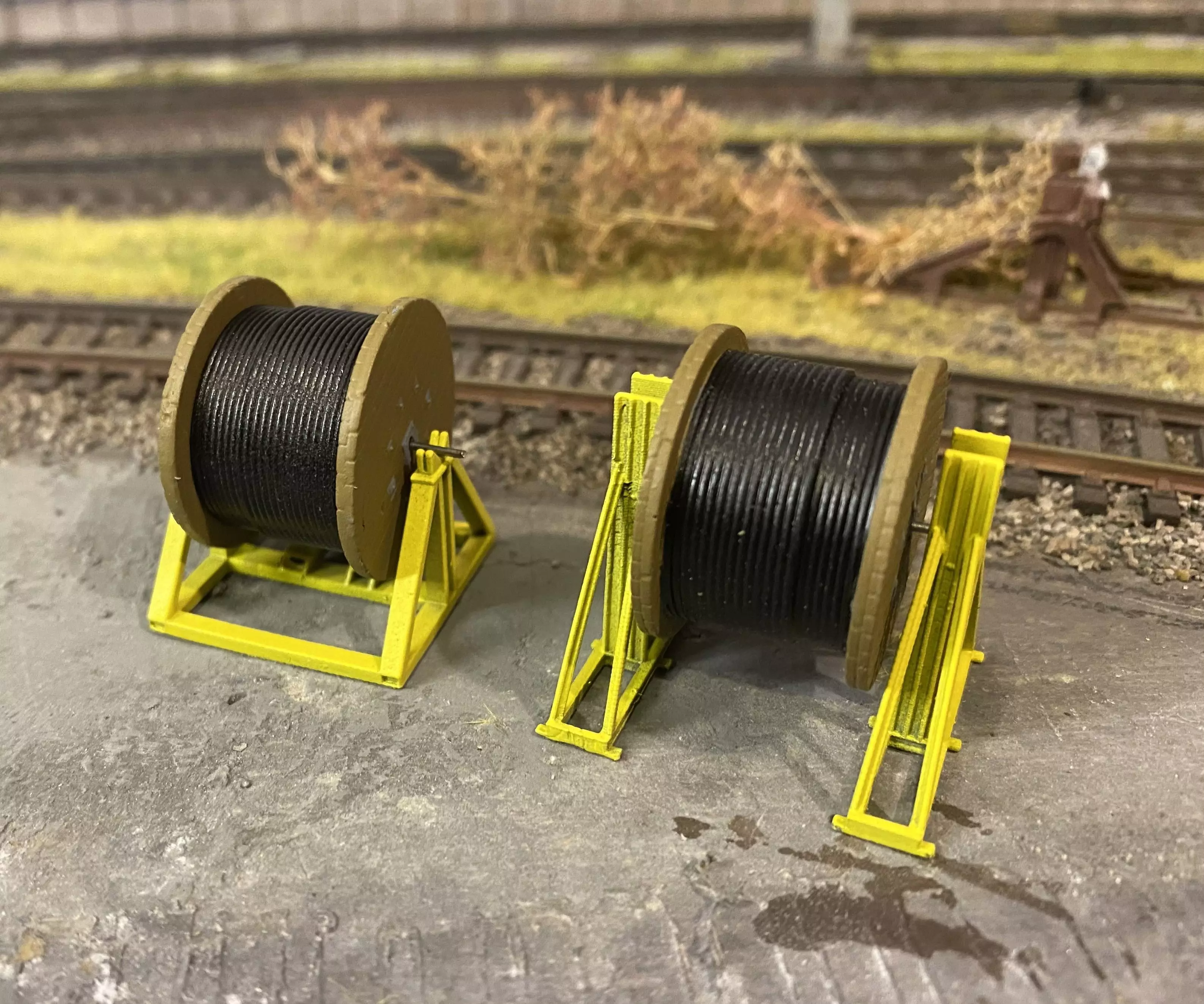 Model Railway - Cable Drum Jack and Stand 3D print model_0