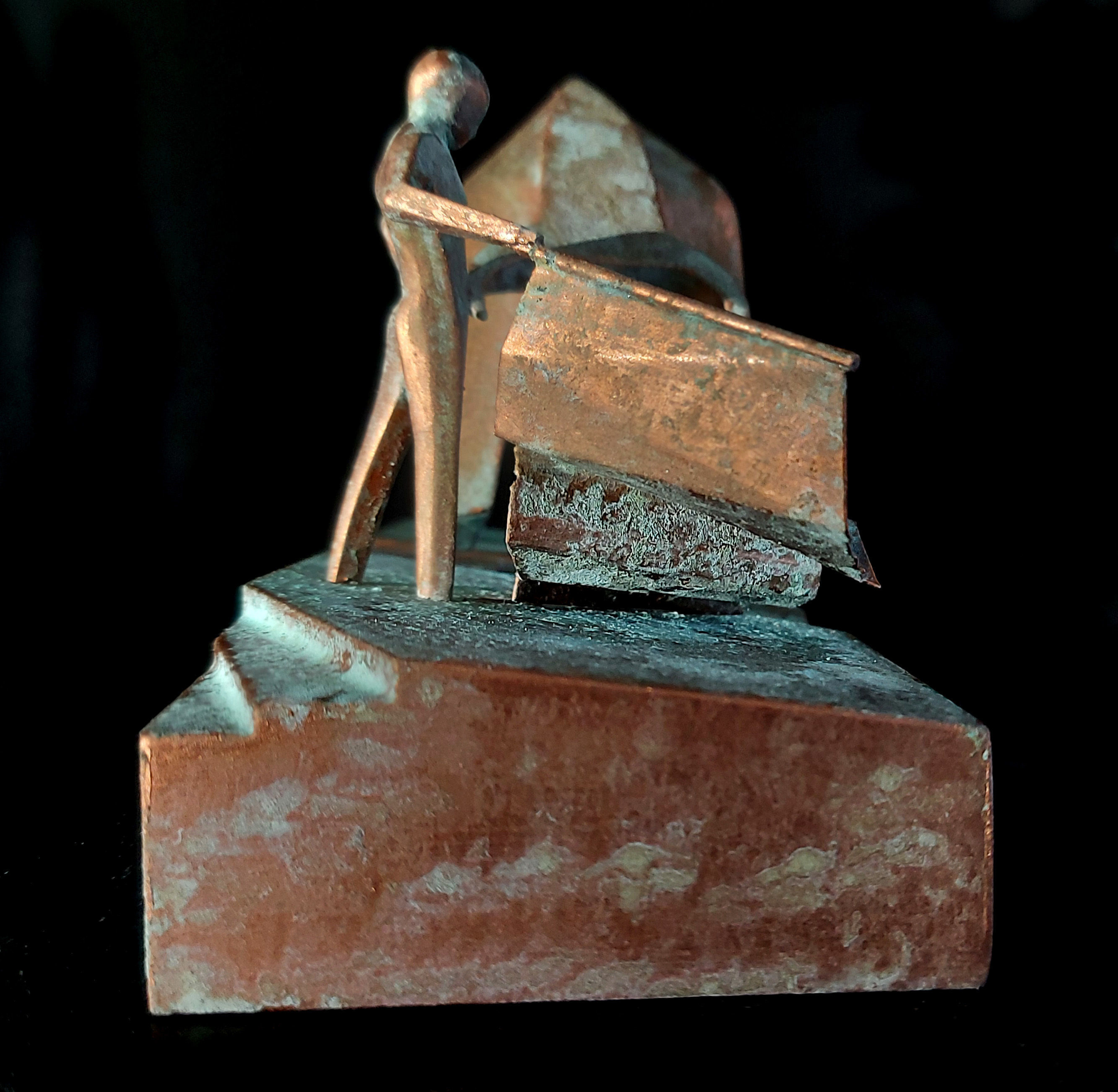 Dune - Bull Fighter Statue 3D print model_11