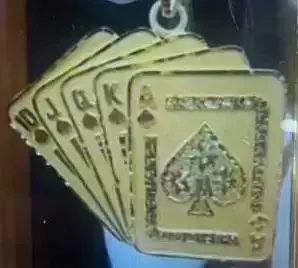 playing card pendat