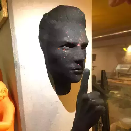 The Secret Sculpture LIFESIZE