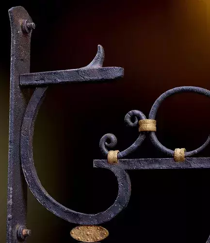 Old Pretzel Street Sign 8K and 4K Low-poly 3D model 3
