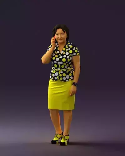 Woman in yellow skirt 0782