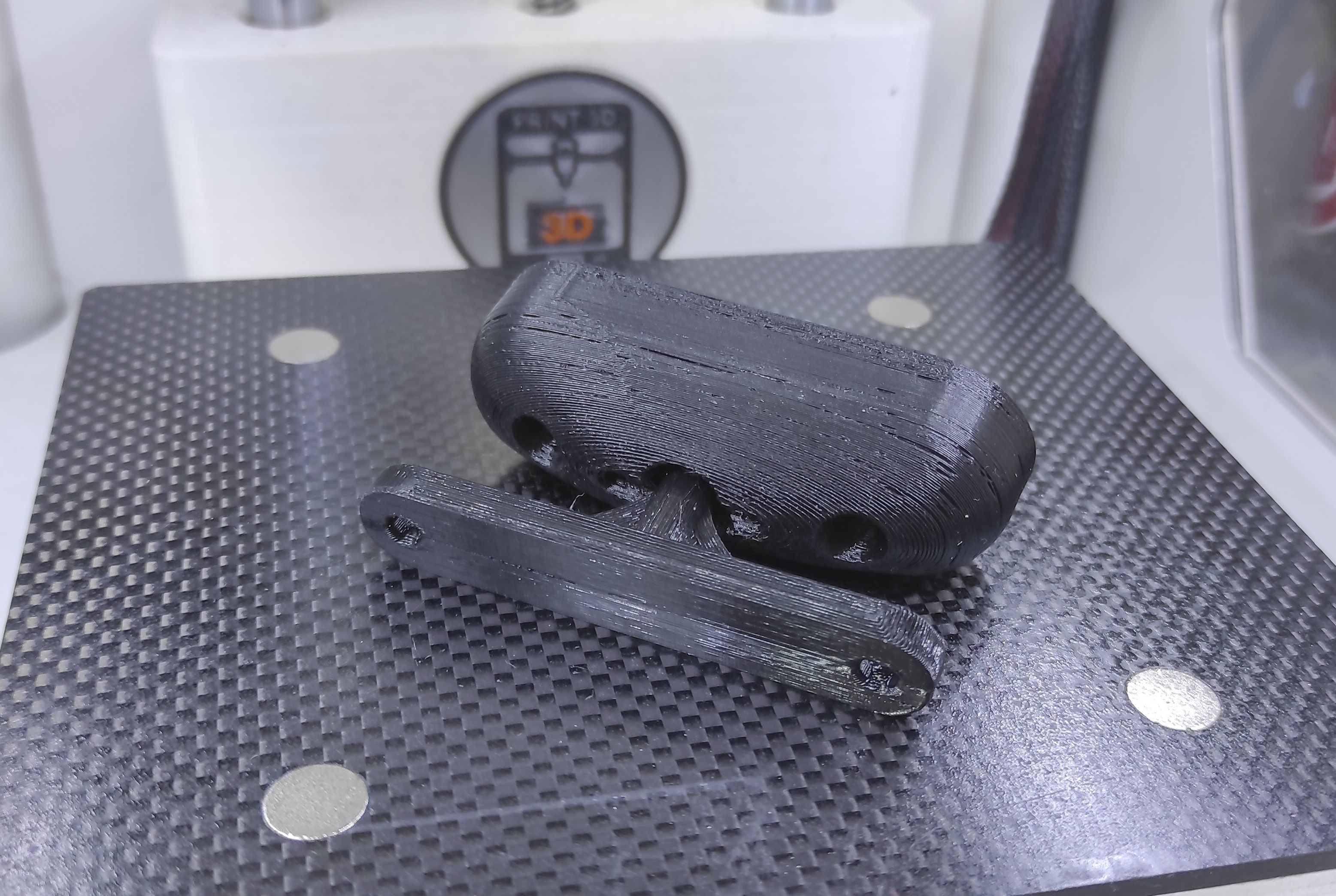 Fixator for Travel Trailer Door - 3d print 3D print model_10