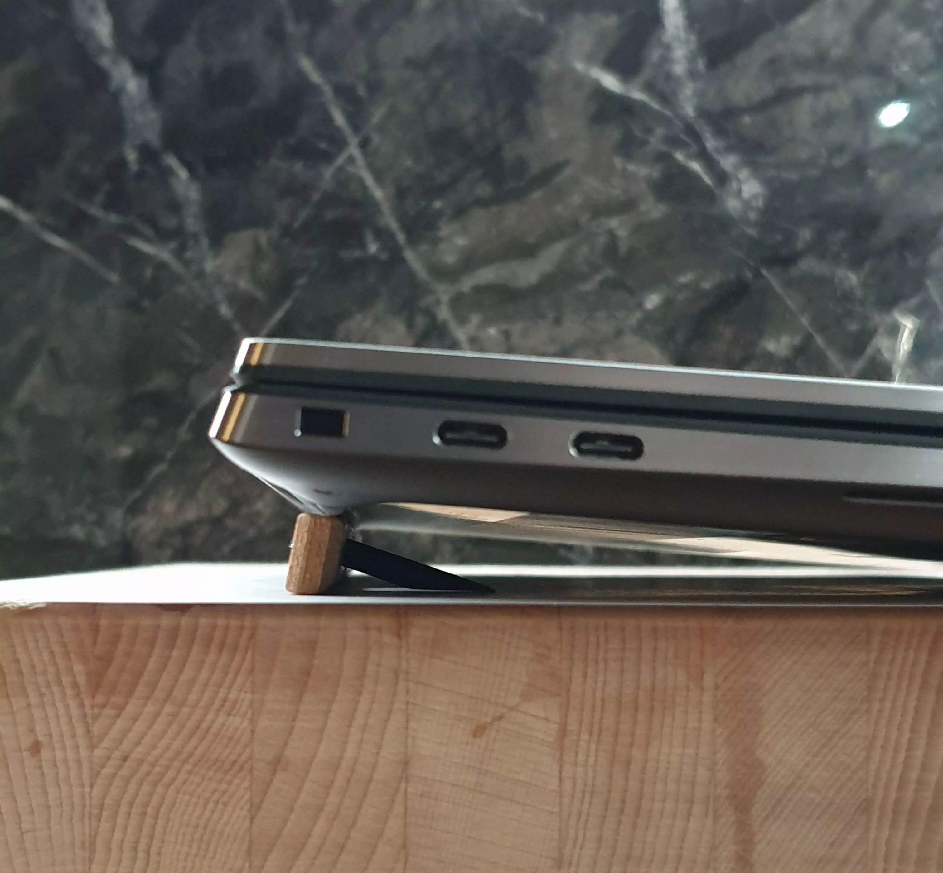 Dell Precision 5550 Foldable Stand 3D print model_0