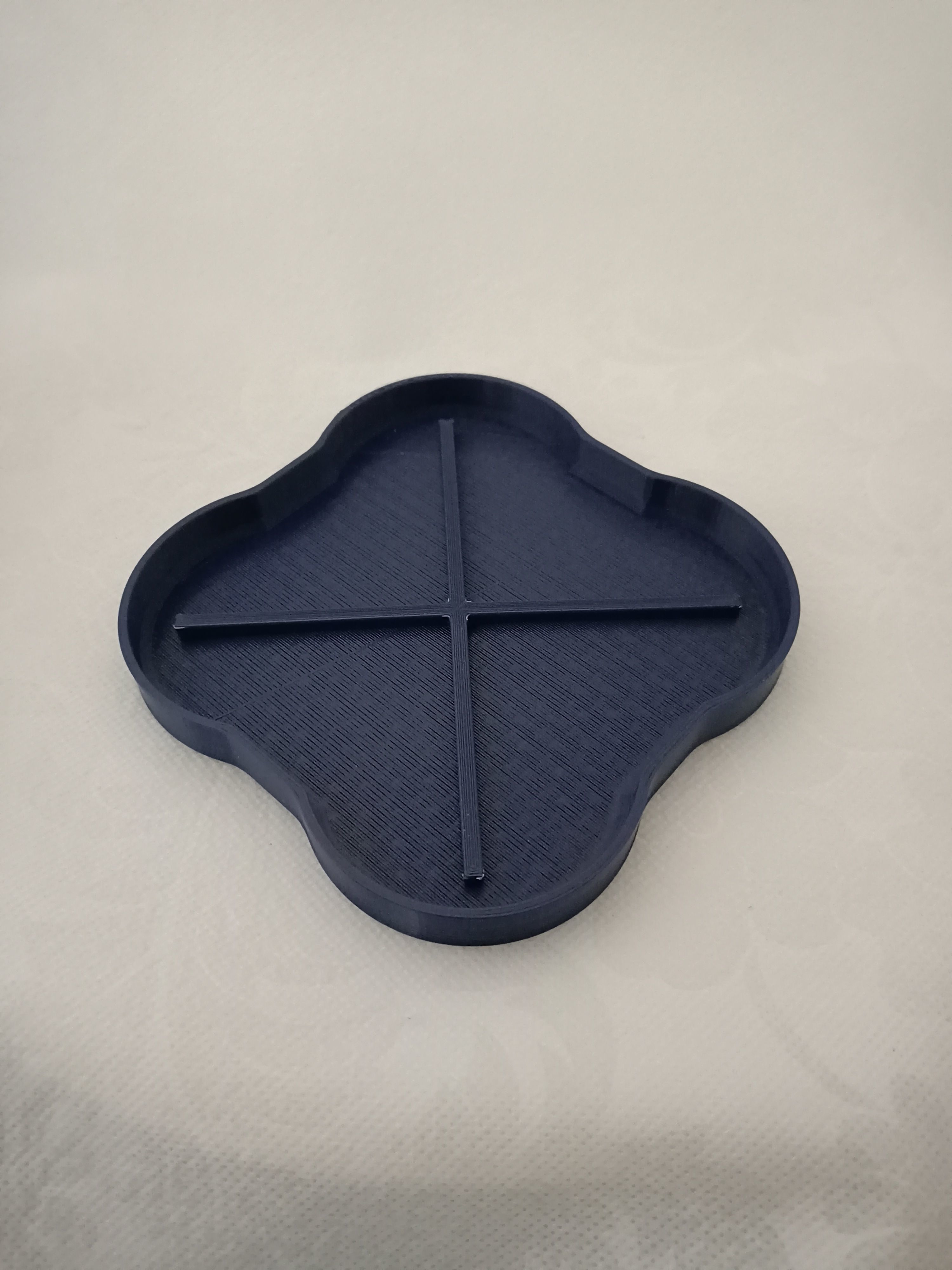 UNIQUE TOOTH BRUSH AND TOOTH PASTE HOLDER WITH DRIP TRAY 3D print model_4