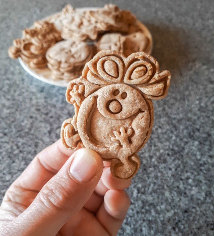 Little Miss Nogthy Cookie Cutter 3D print model_2