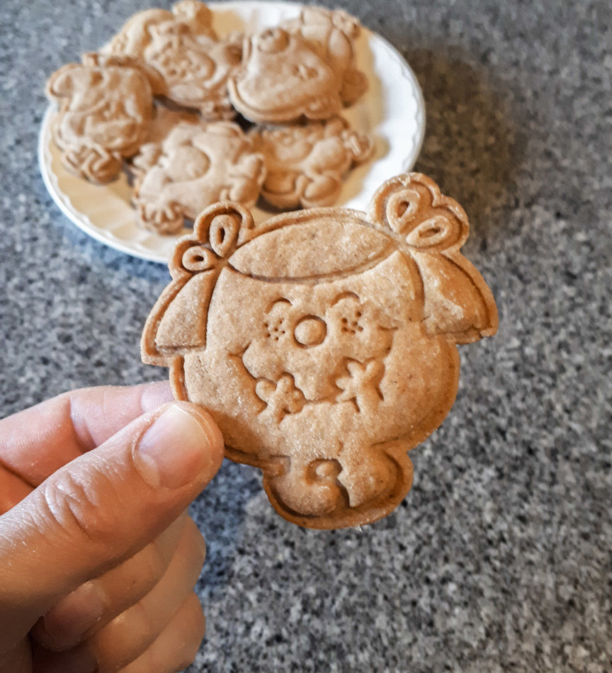 Little Miss Giggle Cookie Cutter 3D print model_2