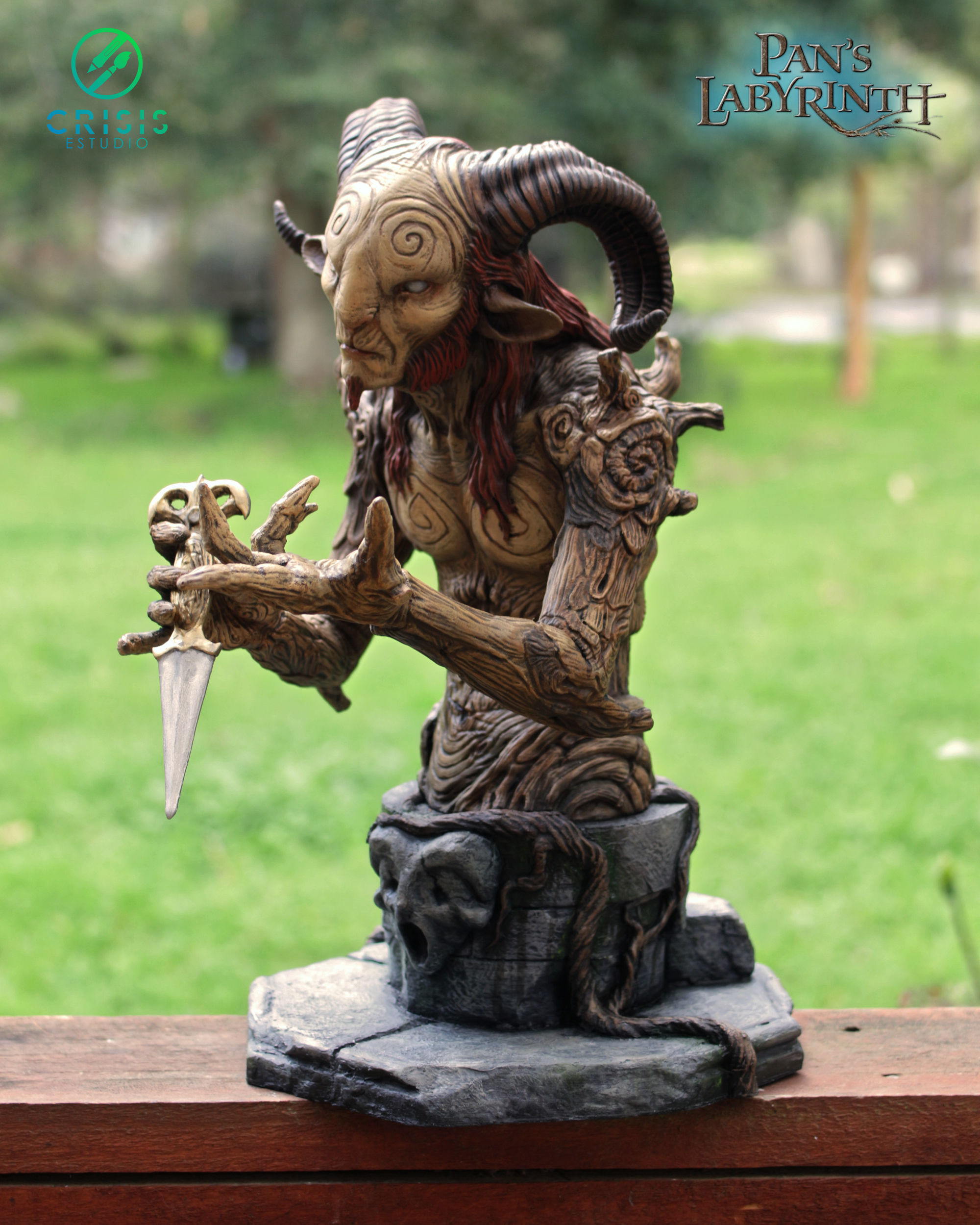 Pans Labyrinth Faun 3d Magnet Bust 3D print model_10