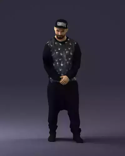 Man in baseball cap 0333