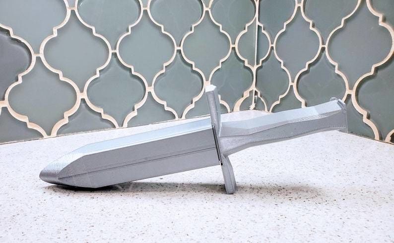 Dagger of Holding - Rogue Dagger Dice Holder - DnD 3D print model_3