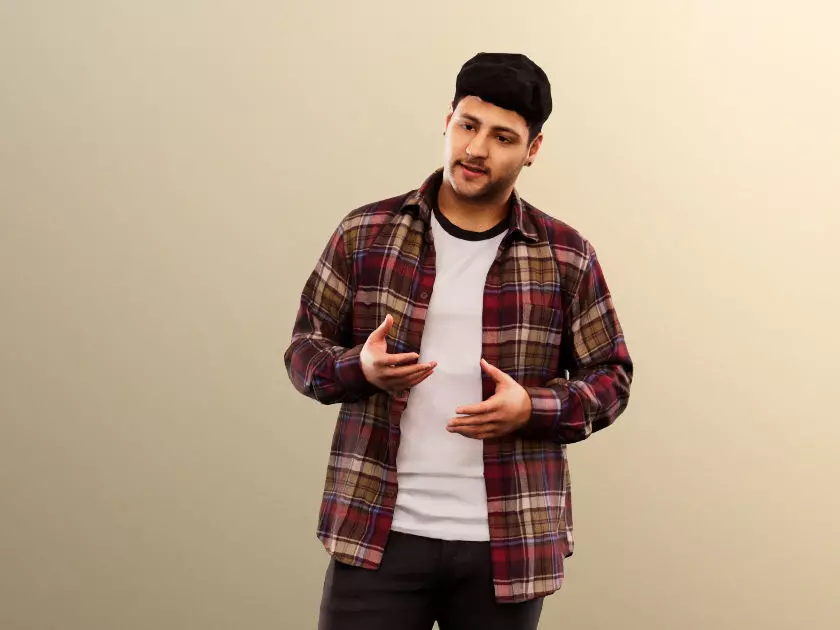 Sahin 12180 - Standing Mediterranean Man Talking Low-poly 3D model_0