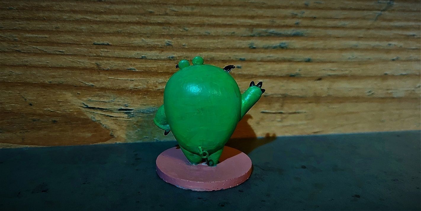 Angry birds scary piggy 3D print model_3