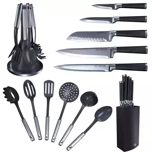 Set of knives and spoons for the kitchen 