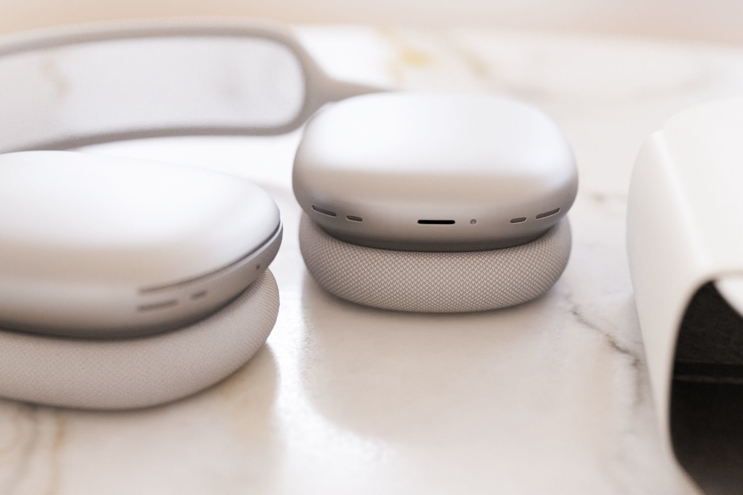 Luxury headphones max 3D model_6