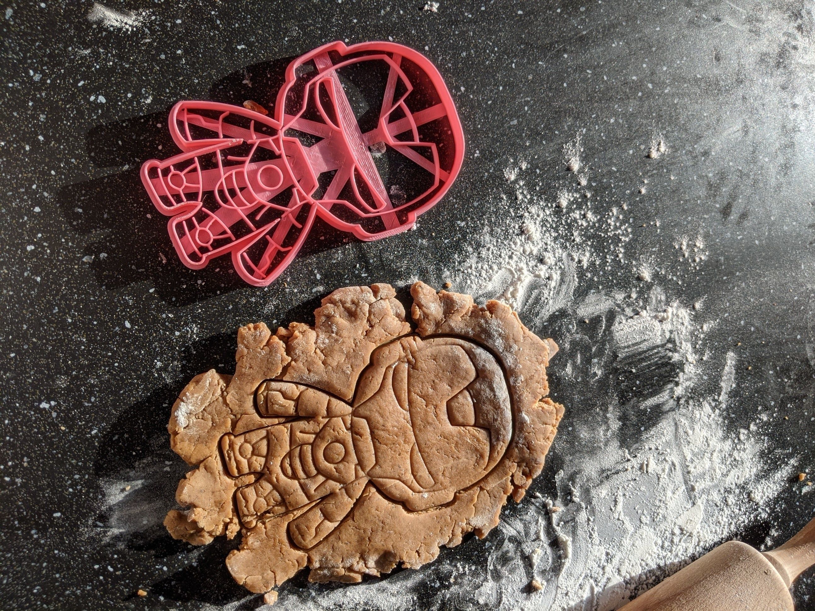 Iron Man XL Cookie Cutter 3D print model_1