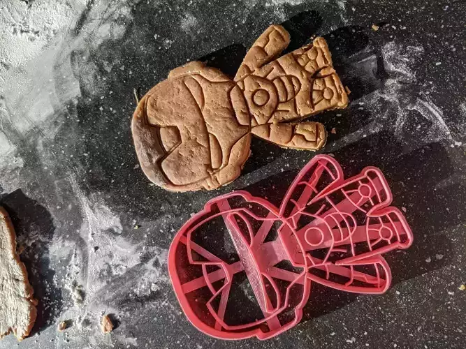 Iron Man XL Cookie Cutter 3D print model